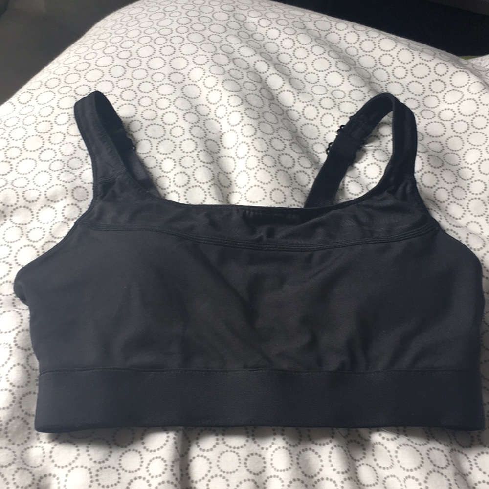 Fabletics Reversible Adjustable Padded Sports Bra